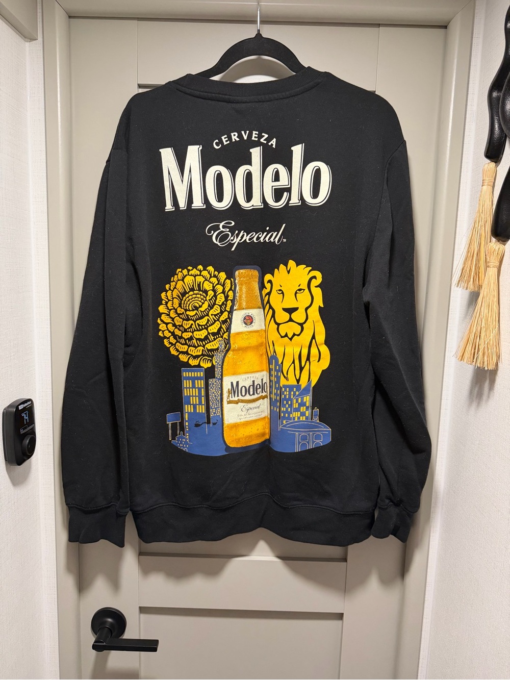 Modelo Especial Black Graphic Sweatshirt